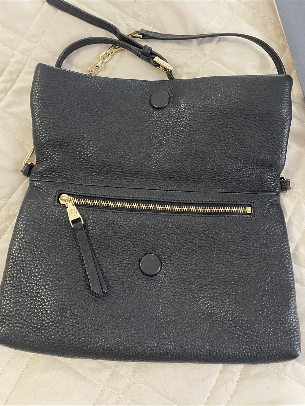 Tory Burch Black Pebbled Leather Fold-Over Crossbody with Gold Chain - Picture 2 of 9